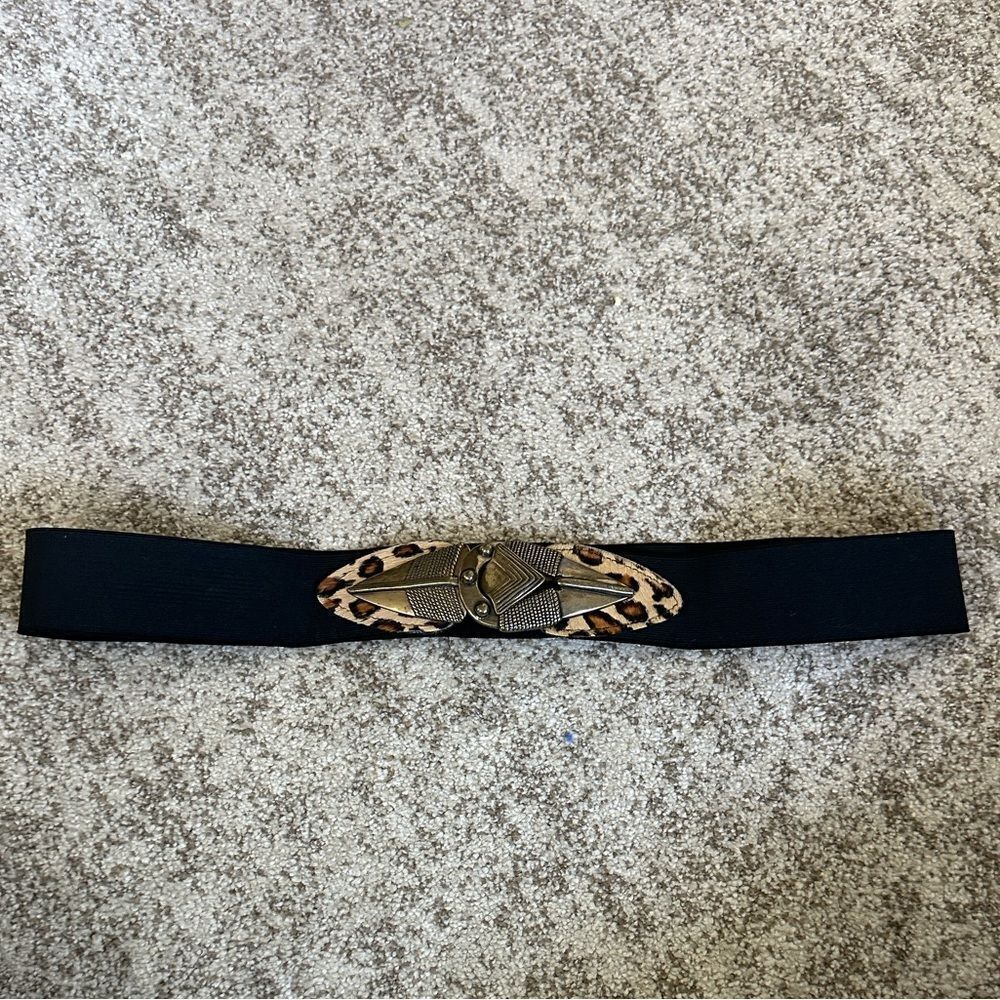 Chico’s Leather & Elastic Women’s Fashion Belt L